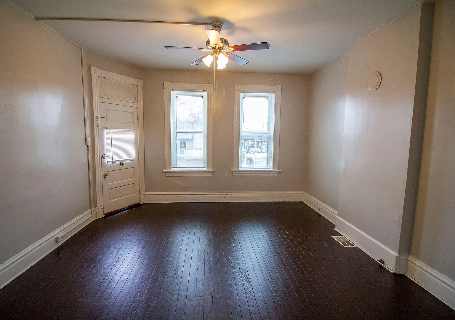 4265-67 Oleatha Ave — Photo 3