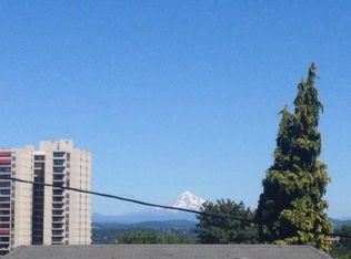 650 SW Sherman St #C, Portland, OR 97201