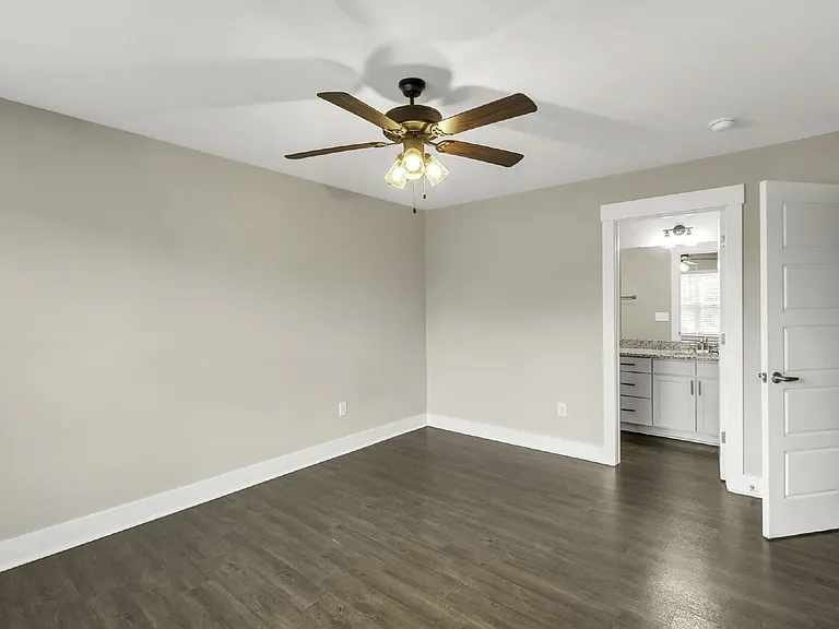 8 Tolar Rd — Photo 27