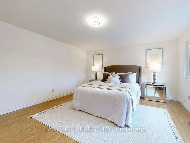 855 Queen St W #1 — Photo 34