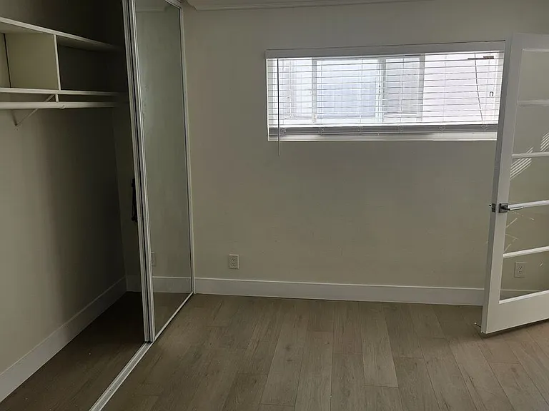 827 2nd St #303 — Photo 17