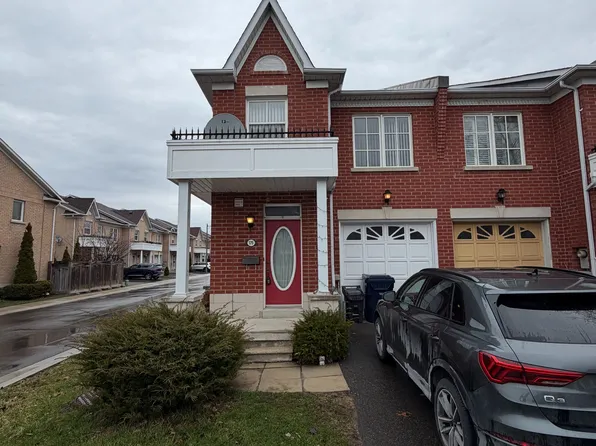 179 Dallimore Cir, Toronto, ON M3C 4E5