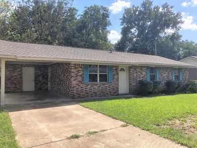 54 Glendale Dr, West Point, MS, 39773