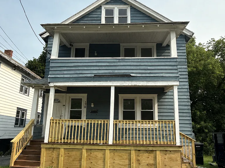 176-78 W Calthrop Ave W #1 — Photo 5