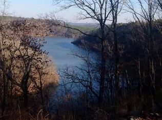 101 Laura Ln, Searcy, AR 72143