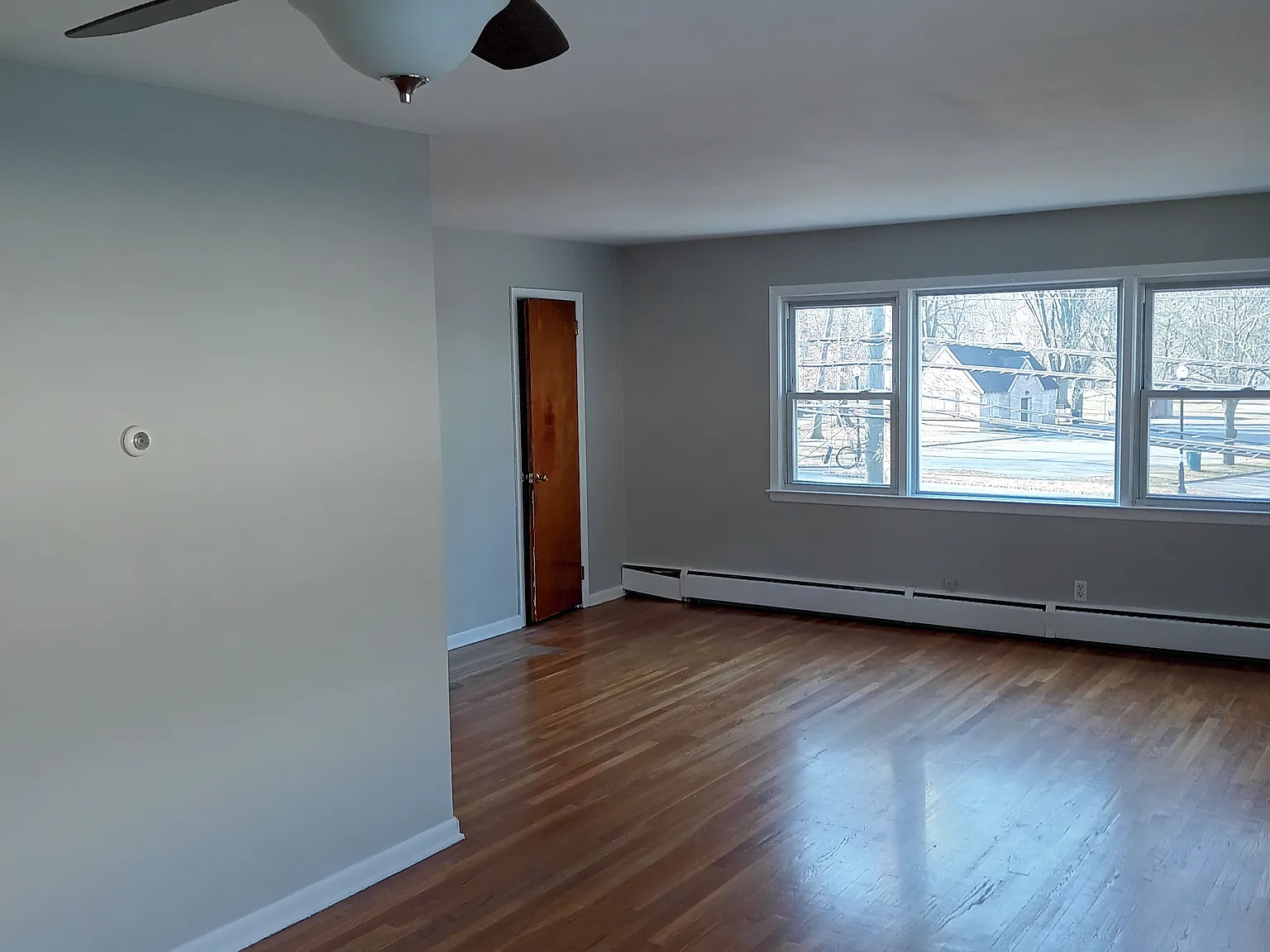 2 bed, 2134 sqft, $2,500 — Photo 2