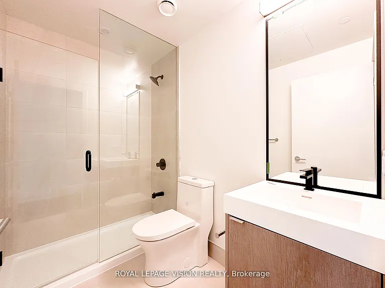250 Lawrence Ave W #105 — Photo 12