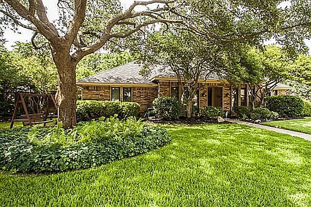 1st image of 823 Green Brook Dr