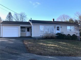 10 Lapre Rd, North Smithfield, RI 02896