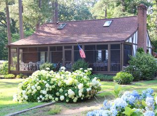 256 Berryville Shores Dr, Deltaville, VA 23043