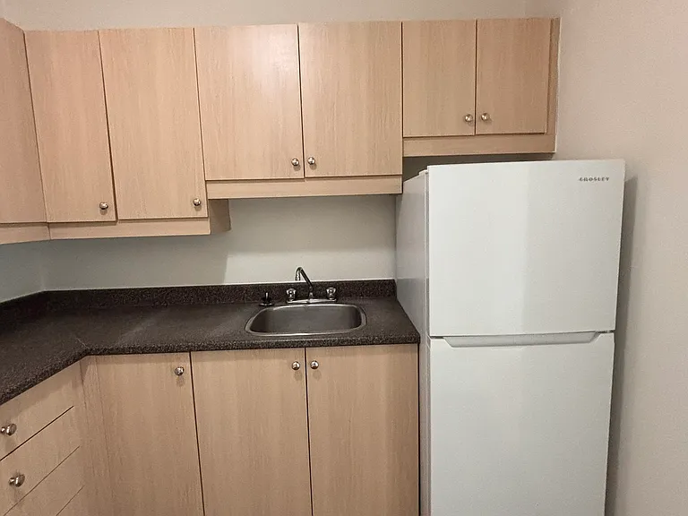 431 Daly Ave #203 — Photo 9