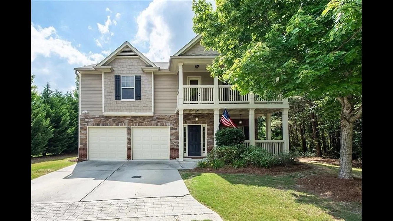5018 Groover Drive SE — Photo 1