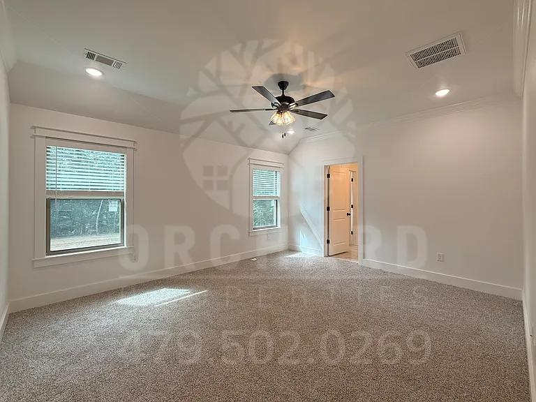 66 Ruthwell Dr — Photo 14