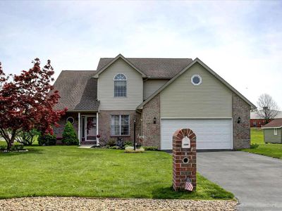 1090 Belair Dr, Chambersburg, PA, 17202