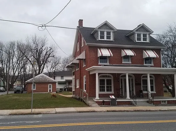 247 Church Ave, Ephrata, PA 17522