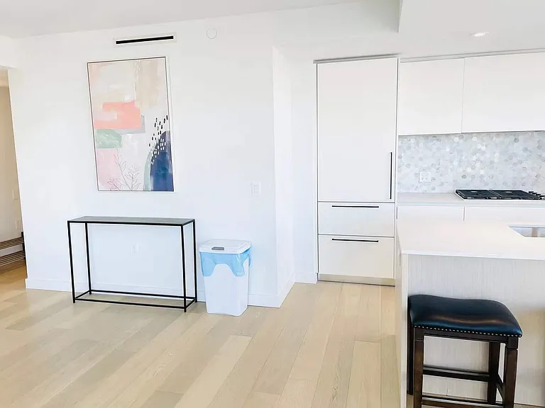 1365 Davie St #140 — Photo 6