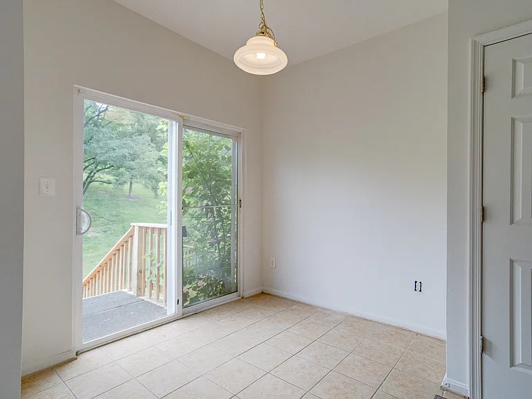 103 Buttonwood Ct — Photo 17