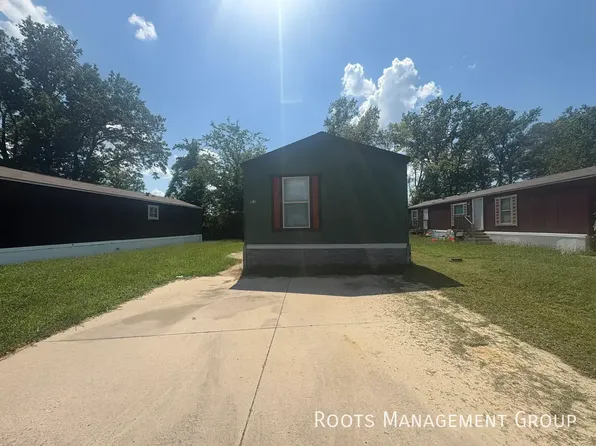 200 Paradise Acres Rd, Carterville, IL