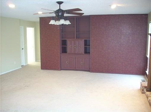 5th image of 509 W Valley West Dr