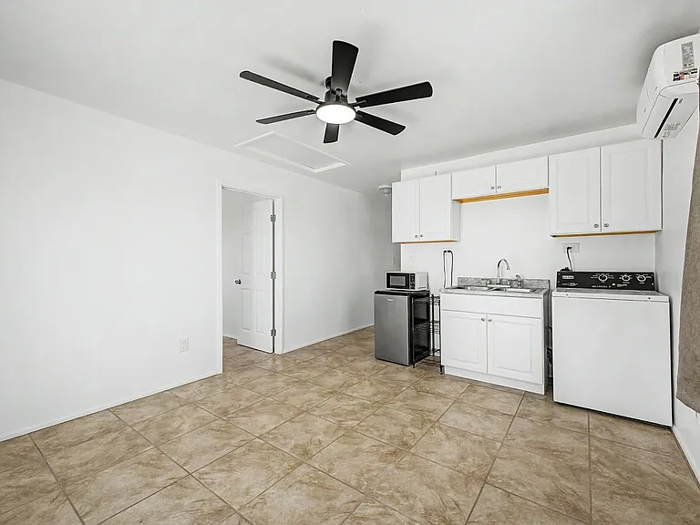 34233 W Sahuaro St — Photo 7