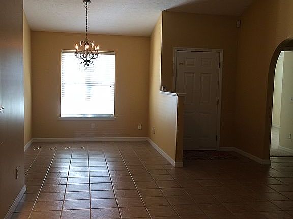 Family Room & Dinning Area