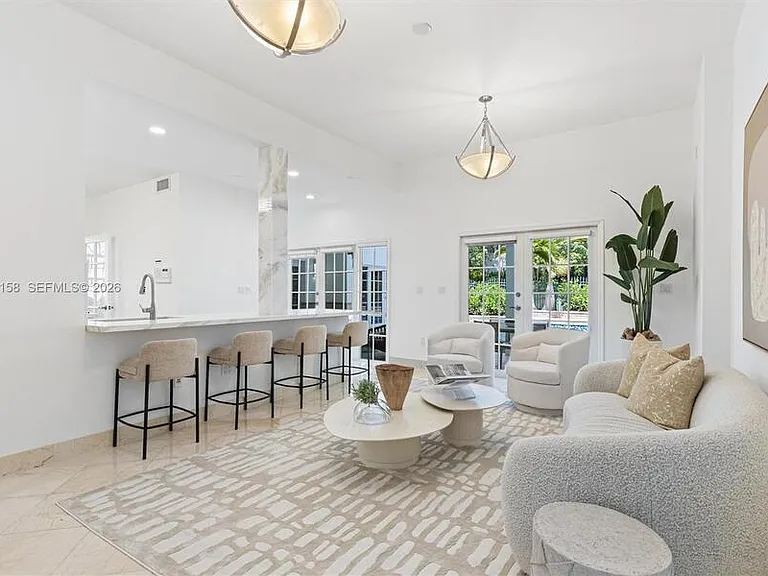 145 W Sunrise Ave — Photo 16