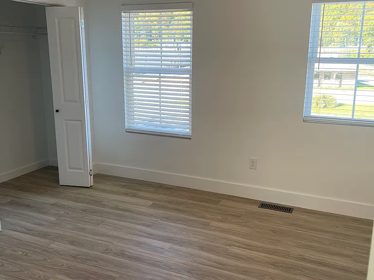 6510 Maccorkle Ave SE — Photo 6