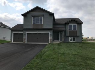 386 18th Street Ct NW, Sauk Rapids, MN 56379