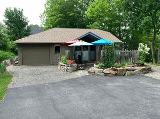 9 James St, Belfast, ME 04915