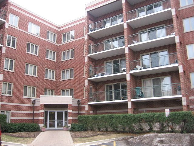 1st image of 6401 W Berteau Ave APT 507