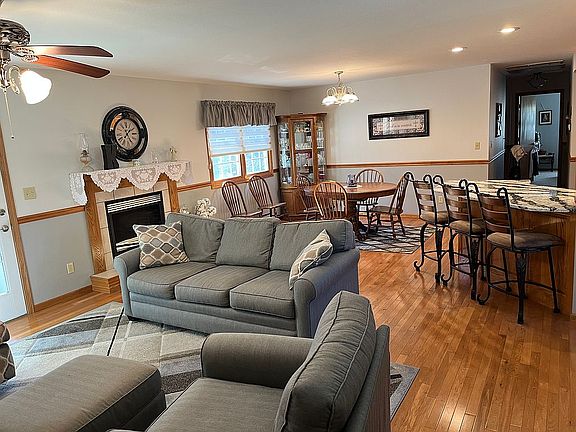 4th image of 5360 NE 651st Rd