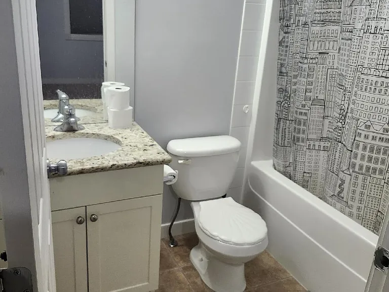 1635 Rutherford Rd SW — Photo 7