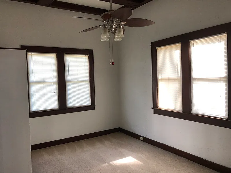 2 bed, 2.0 bath, 1054 sqft, $2,050 — Photo 3