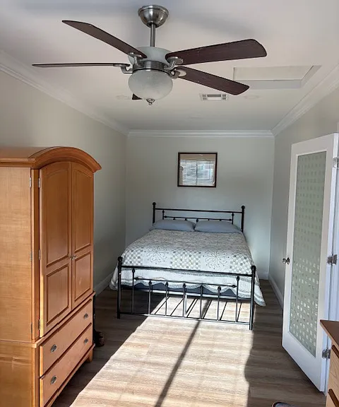Spacious Comfy Bedroom