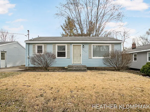 3628 Illinois Ave SW, Wyoming, MI 49509