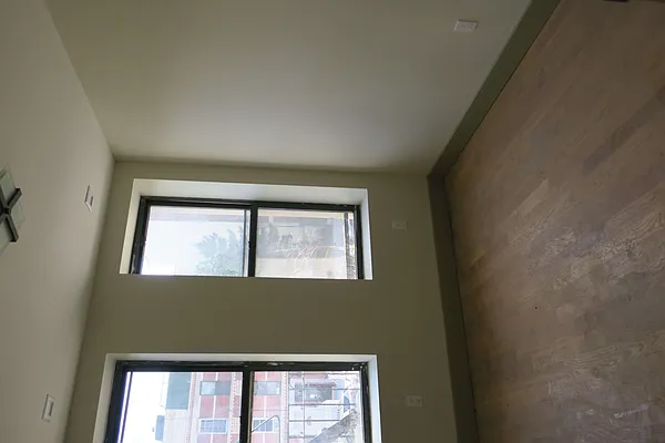 Rented by Joel Weisz, LREB | media 24