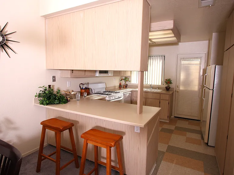 1600 Valdora St — Photo 15