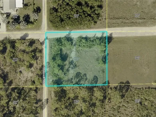 13880 Stonehurst Ln, Bokeelia, FL 33922