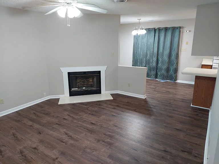 901 Chip Cove Ln — Photo 4