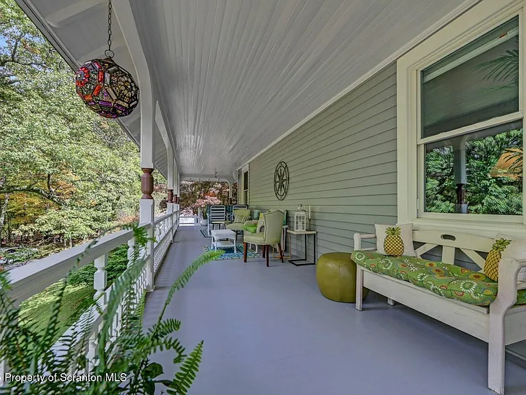 3360 Forest Rd — Photo 6