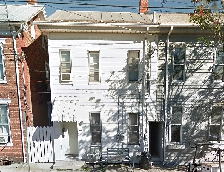 209 N Bedford — Photo 2