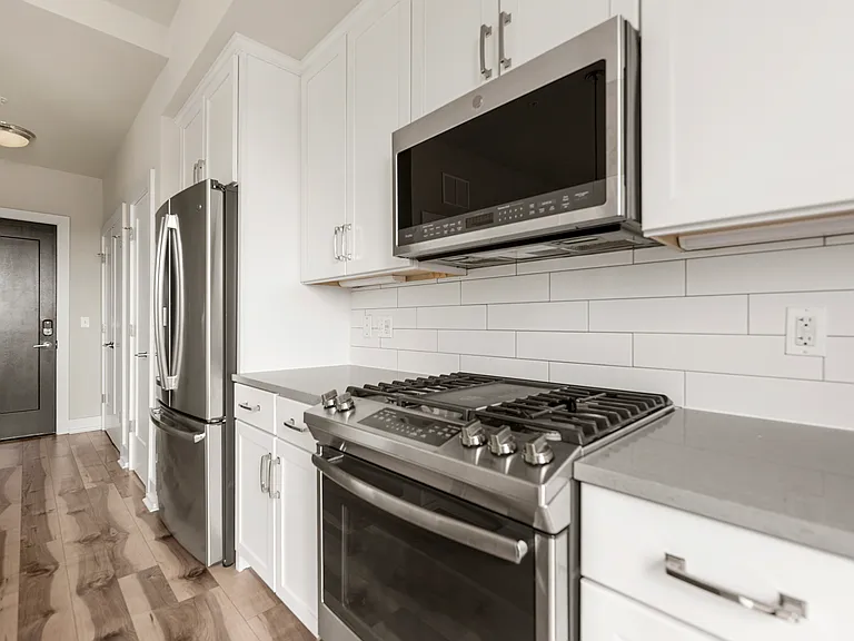 1800 Mount Vernon Ave #401 — Photo 9