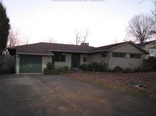 1408 Bedford Rd, Charleston, WV 25314