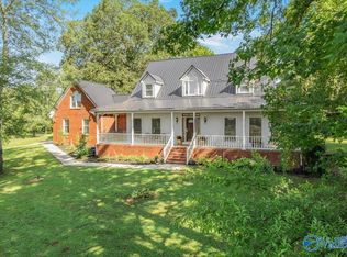 395 Billy D Harbin Rd, New Market, AL 35761