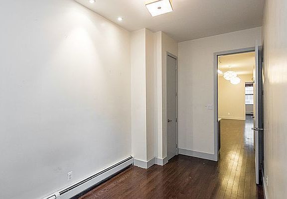 4th image of 1432 Dekalb Ave APT 1R