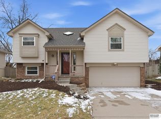 14615 Edna St, Omaha, NE 68138