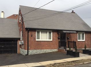 125 Beverly Ave, Staten Island, NY 10301