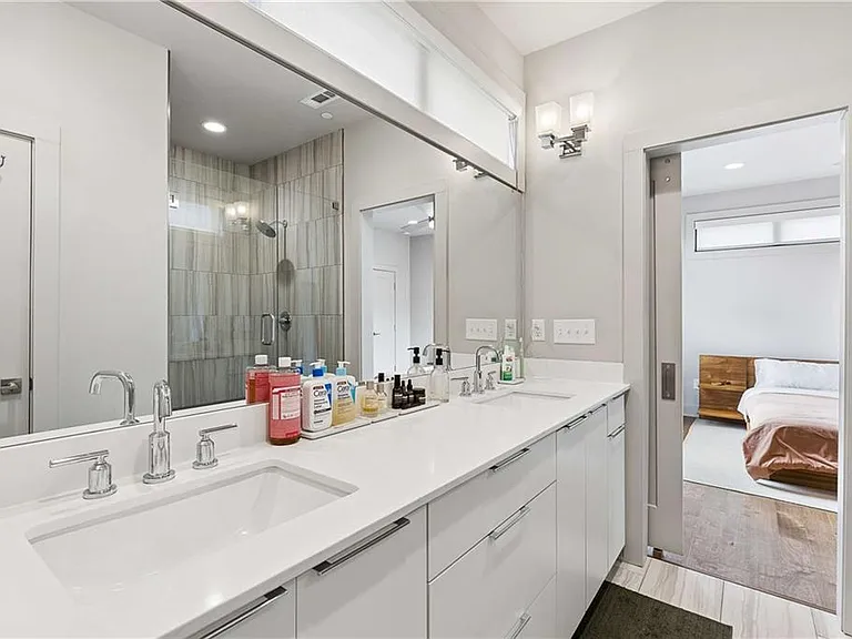 102 City View Ct NE — Photo 20
