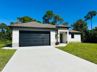 2804 5th St SW, Lehigh Acres, FL 33976