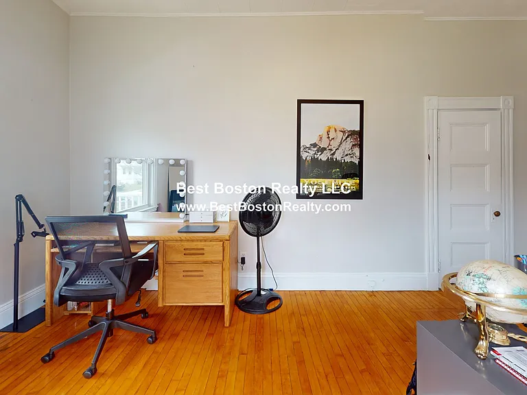 26 Marathon St #1 — Photo 14